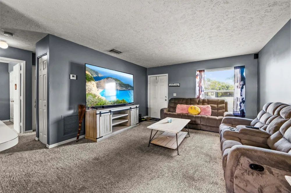 5200 SE 42nd Trace Okeechobee, FL 34974
