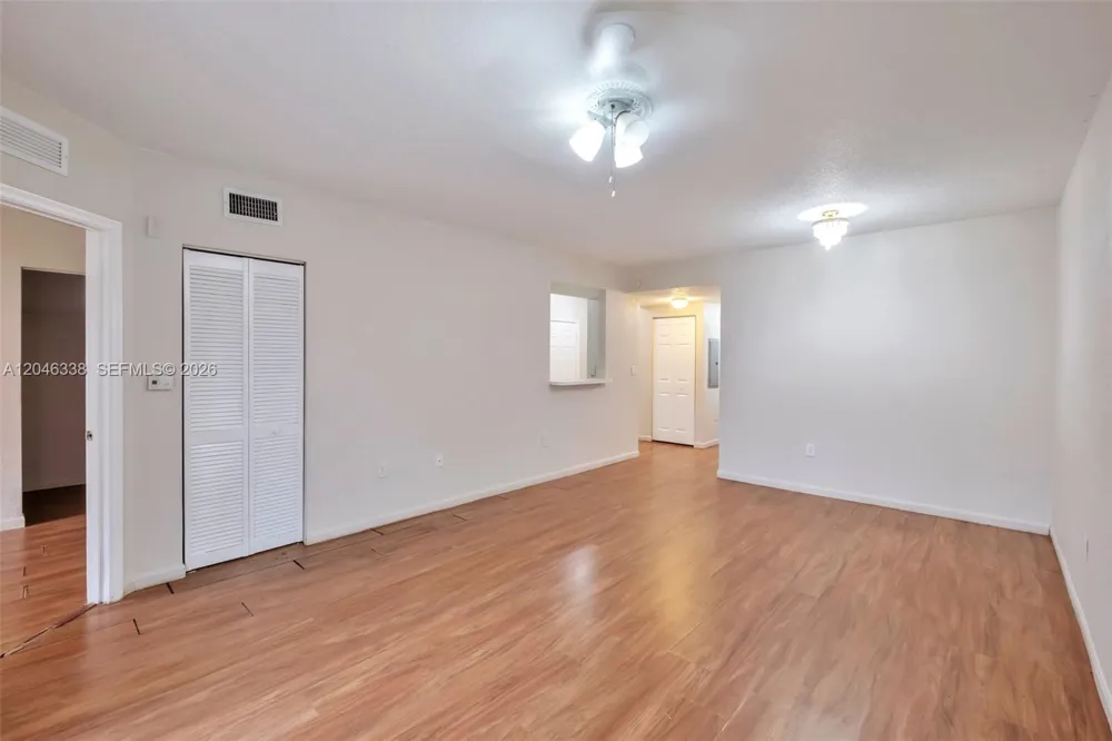 1103 Golden Lakes Blvd #1013 West Palm Beach, FL 33411