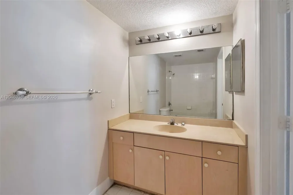 1103 Golden Lakes Blvd #1013 West Palm Beach, FL 33411