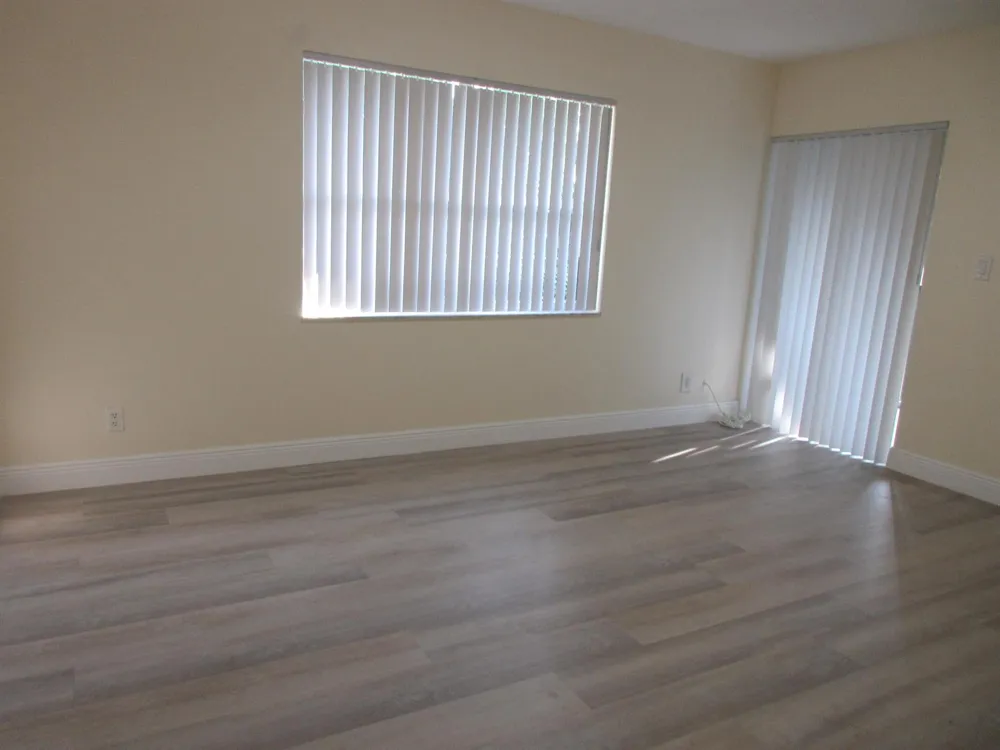 9180 NW 40th Street #9180 Coral Springs, FL 33065