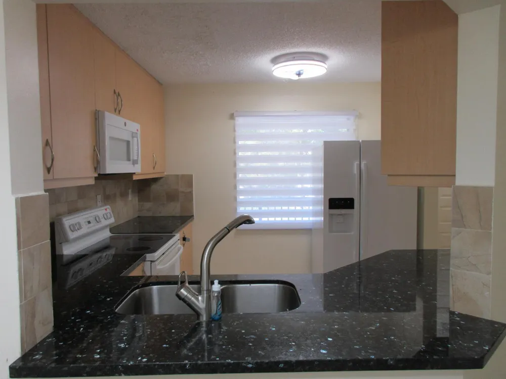 9180 NW 40th Street #9180 Coral Springs, FL 33065