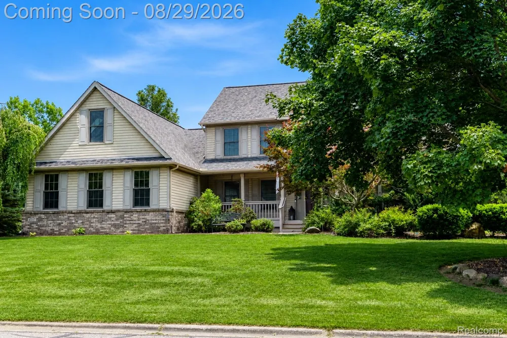 6837 Alta Drive Hamburg Township, MI 48116