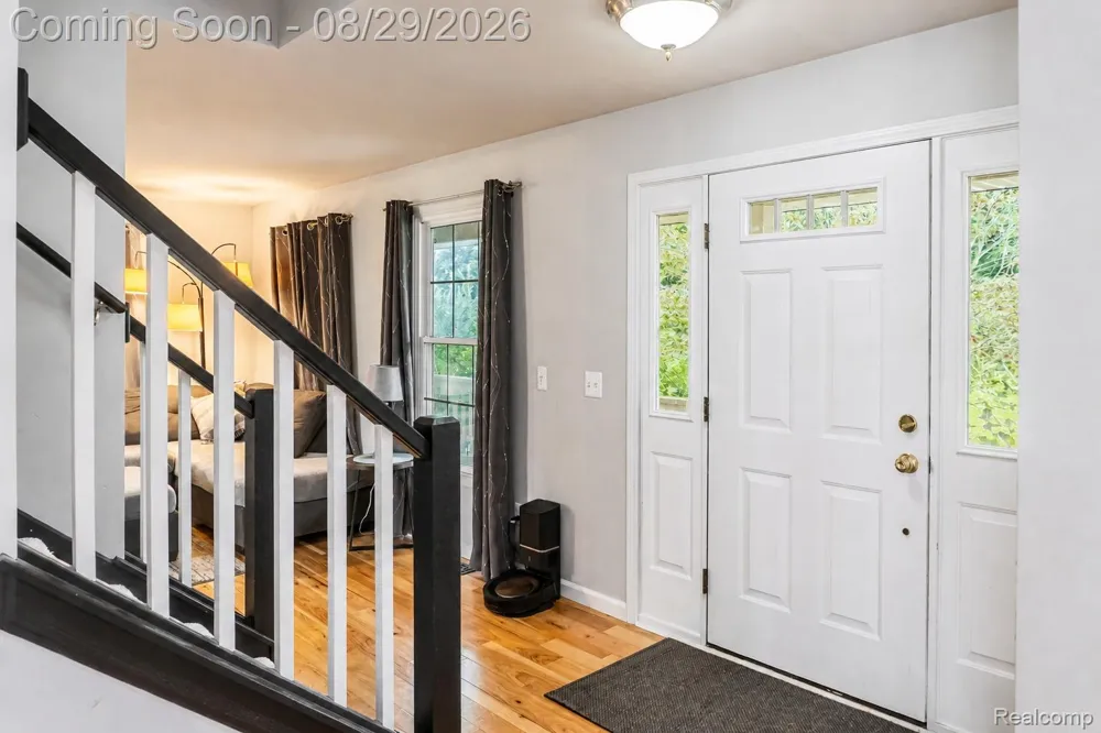 6837 Alta Drive Hamburg Township, MI 48116