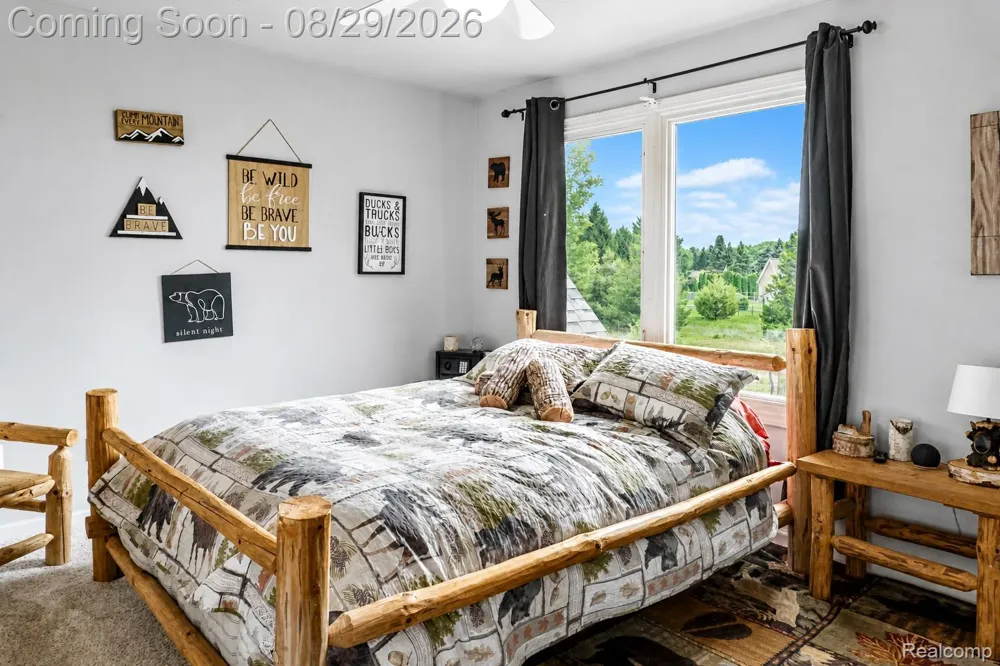6837 Alta Drive Hamburg Township, MI 48116