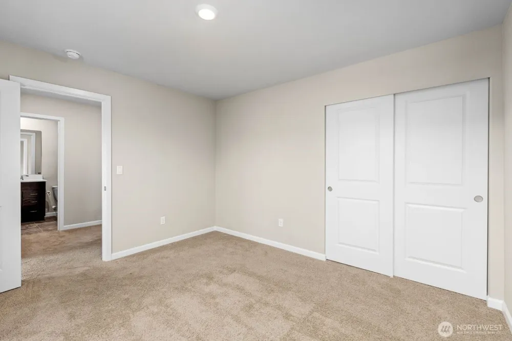 8533 55th Place NE Marysville, WA 98270