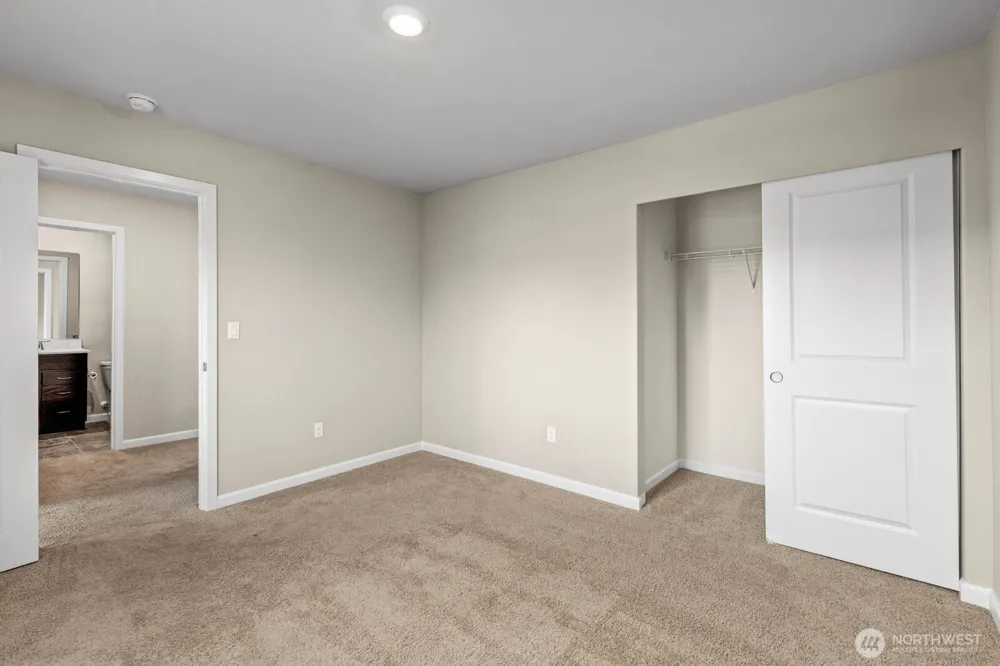 8533 55th Place NE Marysville, WA 98270