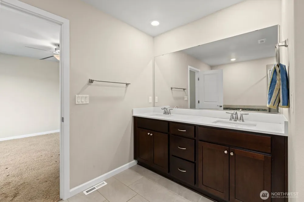 8533 55th Place NE Marysville, WA 98270