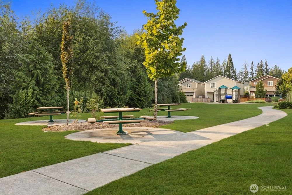 8533 55th Place NE Marysville, WA 98270