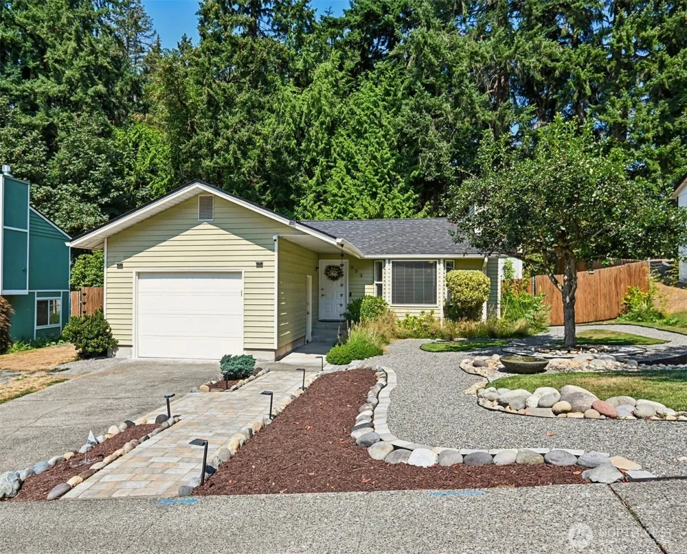 332 S 314th Place Federal Way, WA 98003