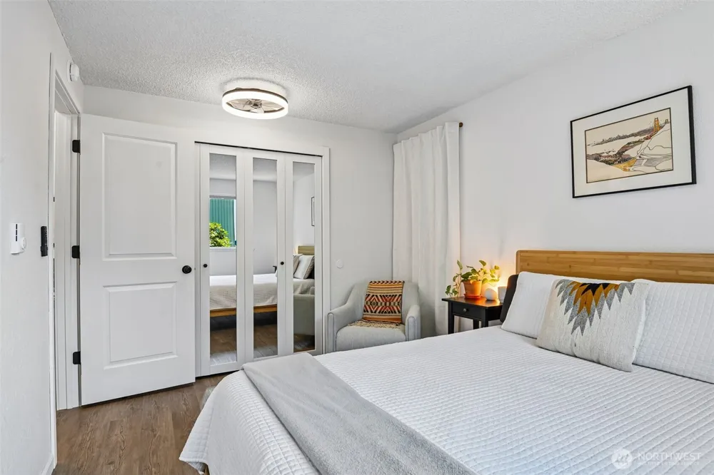 332 S 314th Place Federal Way, WA 98003