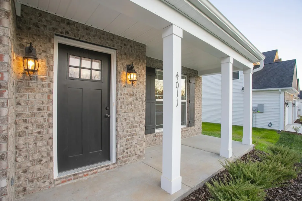 5017 Salient Dr Spring Hill, TN 37174