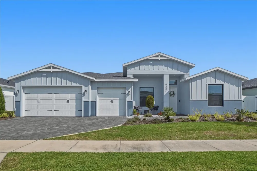 9223 EAGLES PERCH PLACE Orlando, FL 32825