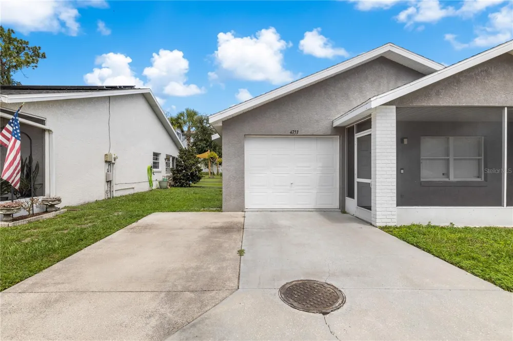4753 SILVER CIRCLE Zephyrhills, FL 33541