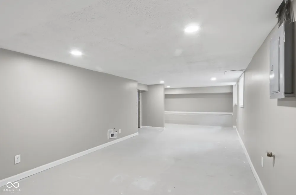 3136 E Edgewood Avenue Indianapolis, IN 46227