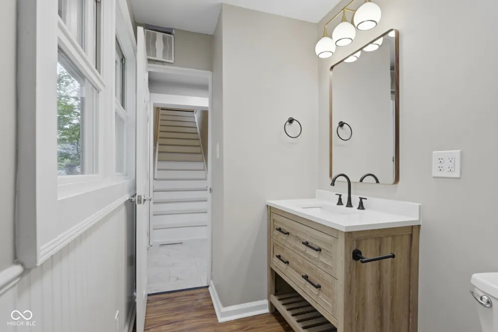 3136 E Edgewood Avenue Indianapolis, IN 46227