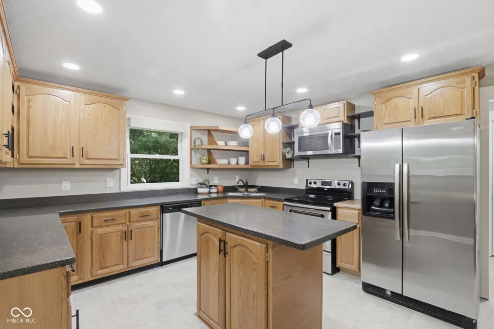 3136 E Edgewood Avenue Indianapolis, IN 46227