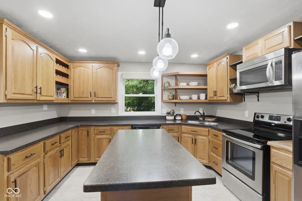 3136 E Edgewood Avenue Indianapolis, IN 46227