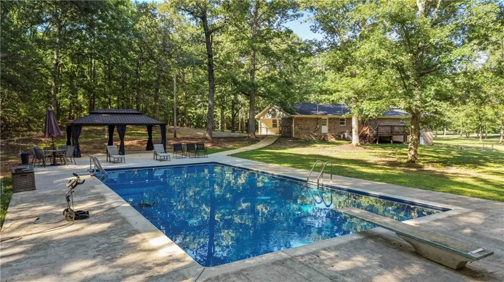 211 Race Horse Drive Summerville, GA 30747