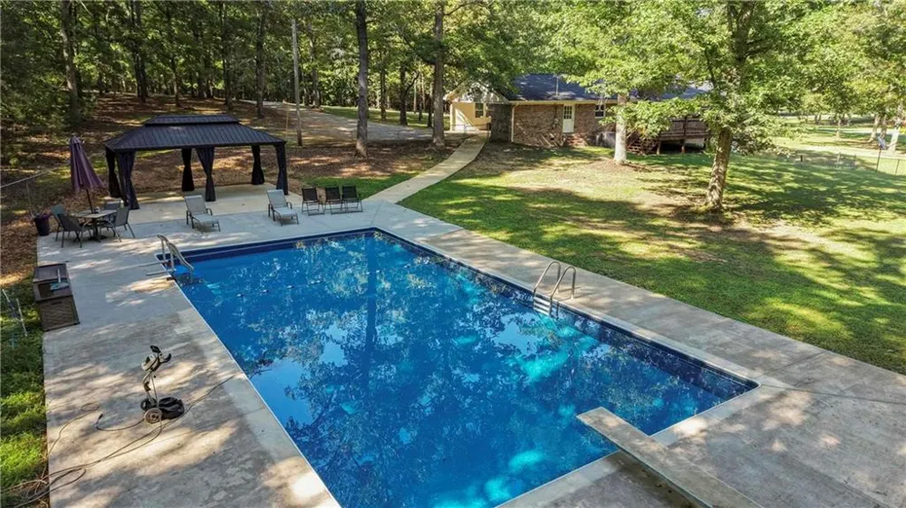 211 Race Horse Drive Summerville, GA 30747