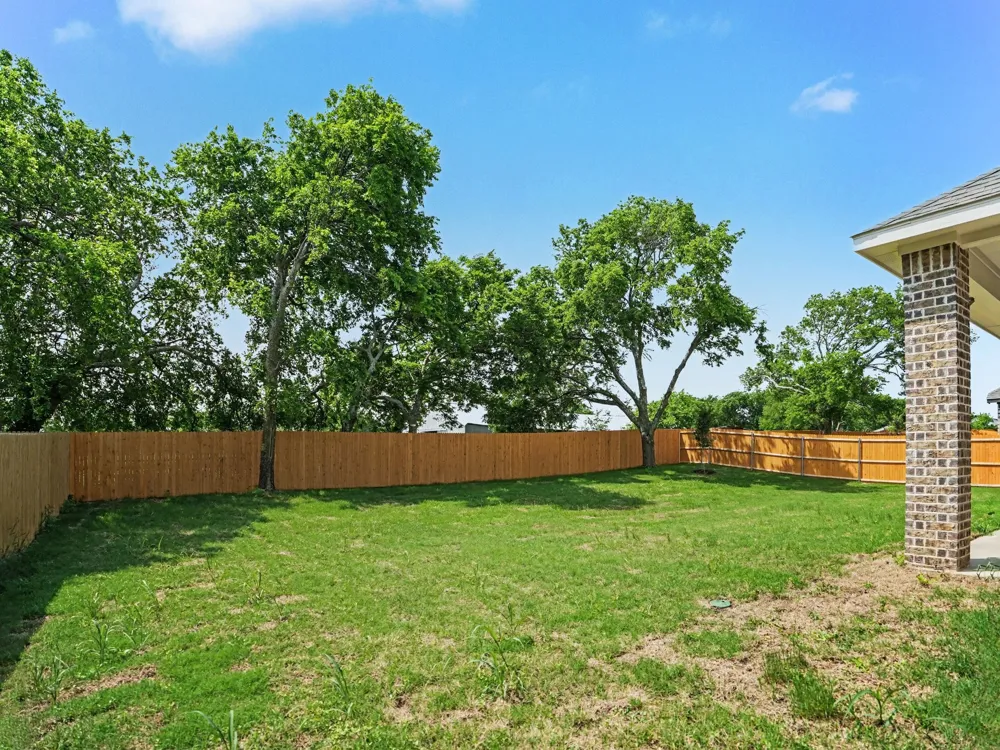 706 Alaina Drive DeSoto, TX 75115
