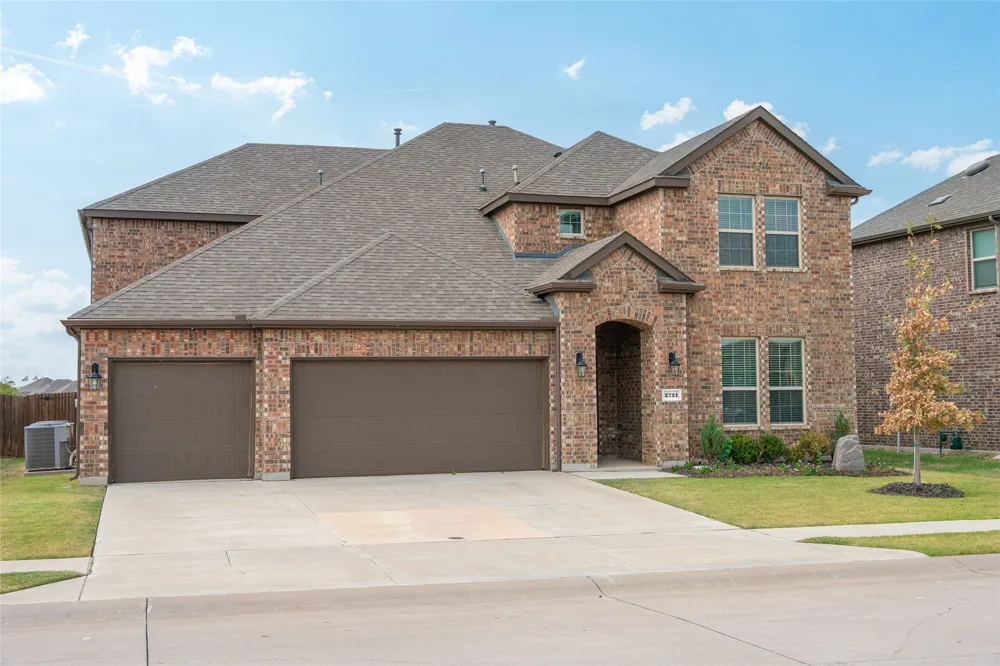 2721 Madera Canyon Road Aubrey, TX 76227