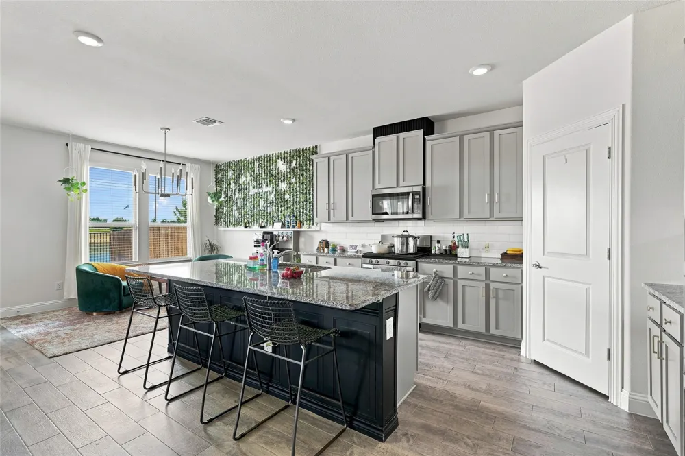 2721 Madera Canyon Road Aubrey, TX 76227
