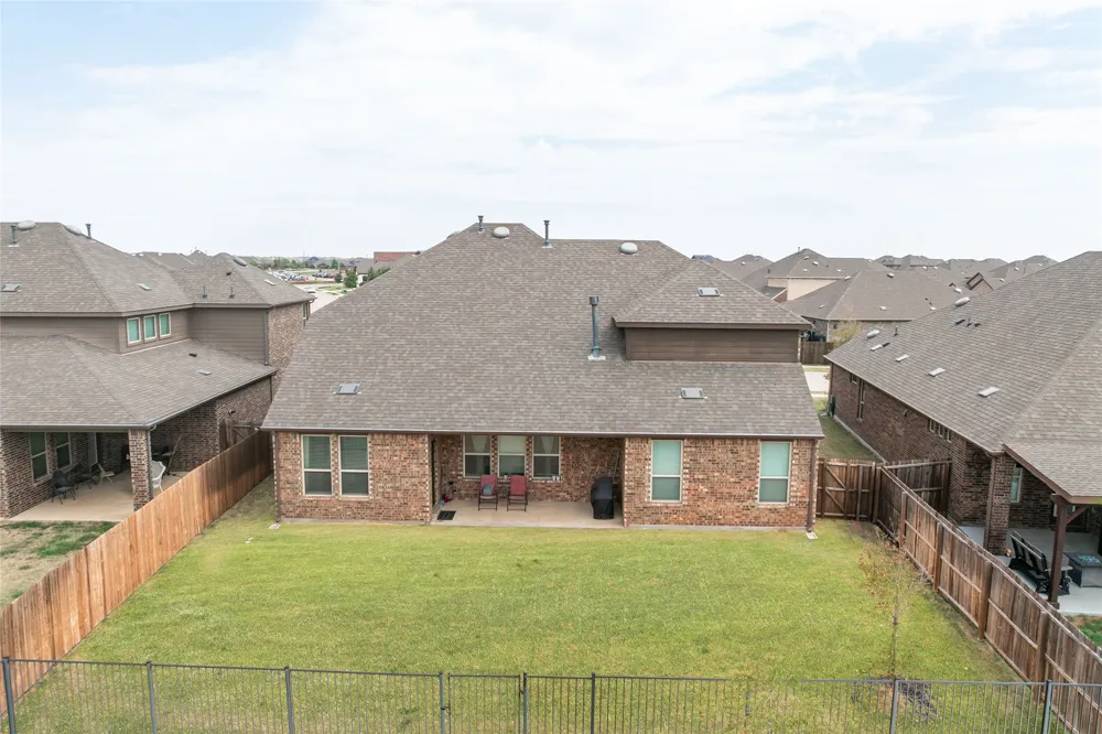 2721 Madera Canyon Road Aubrey, TX 76227