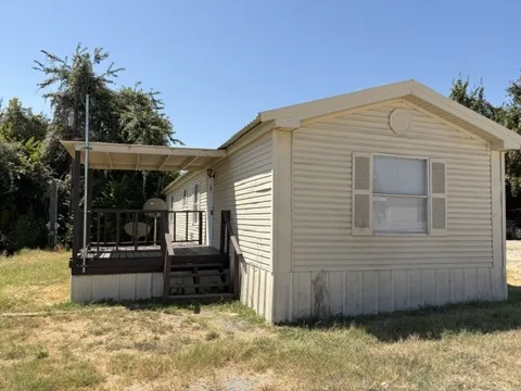 1620 E Reno Road #21