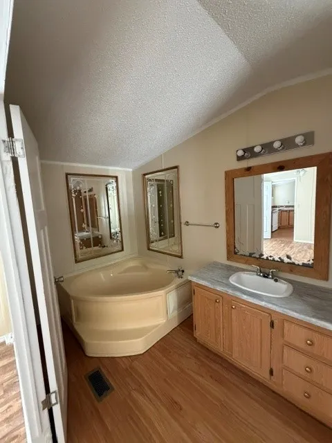 1620 E Reno Road #21 Reno, TX 76020