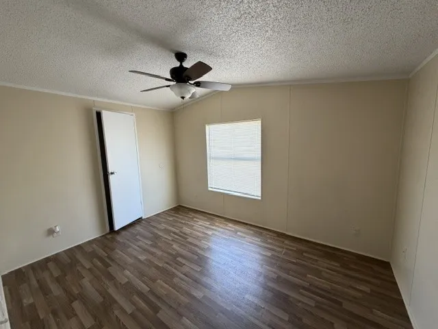 1620 E Reno Road #21 Reno, TX 76020