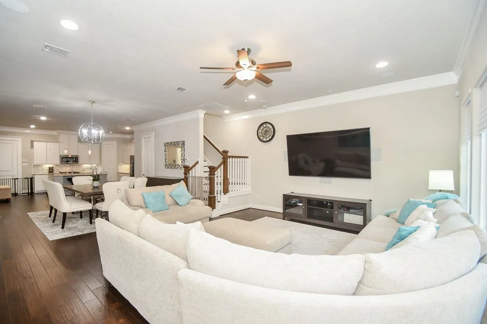 5611 Petty Street #A Houston, TX 77007
