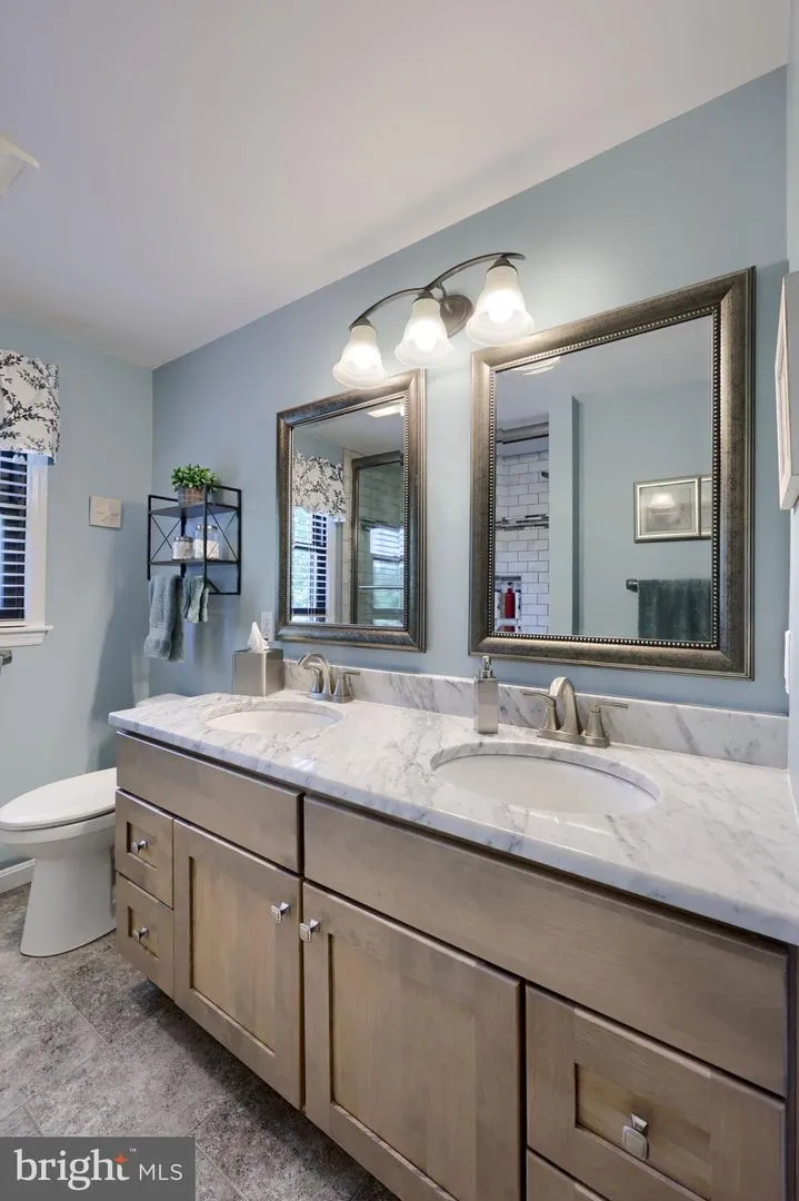 51 BLACKBERRY LANE Ephrata, PA 17522