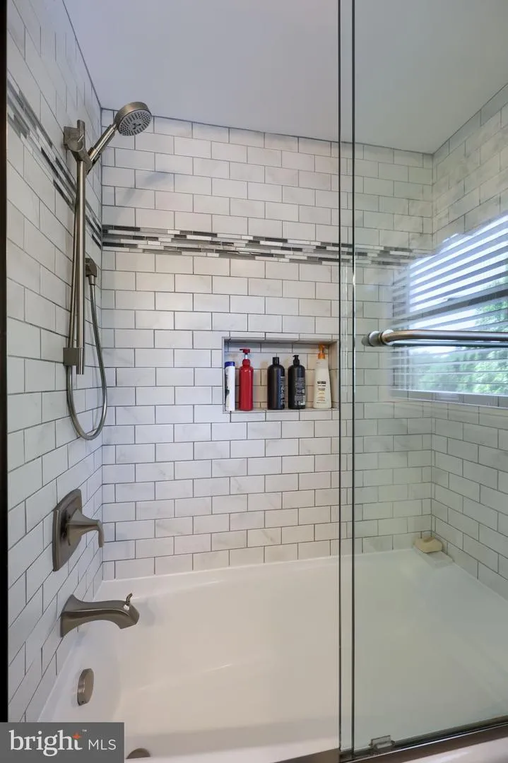 51 BLACKBERRY LANE Ephrata, PA 17522