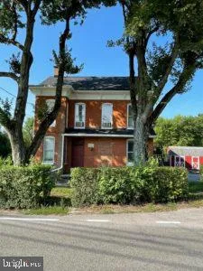 1594 TROLLEY ROAD #3