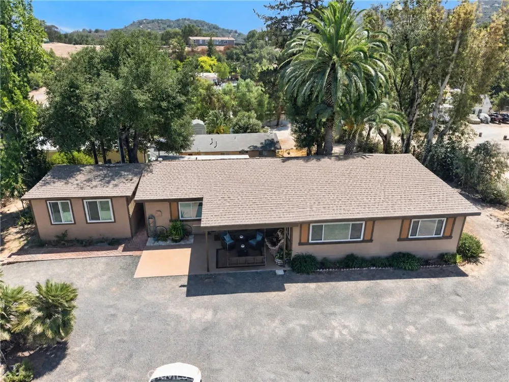 32800 Los Encinos Road Temecula, CA 92592