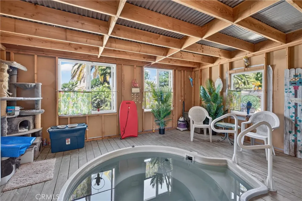32800 Los Encinos Road Temecula, CA 92592