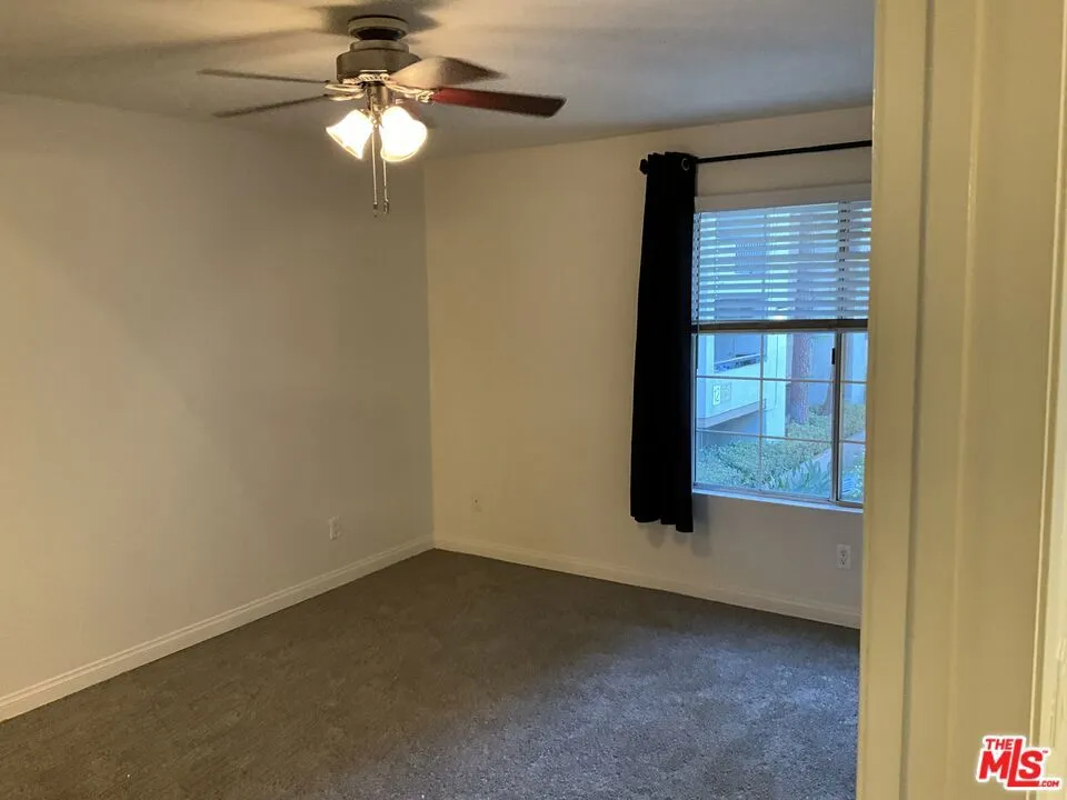 21450 Burbank Boulevard #220 Woodland Hills, CA 91367