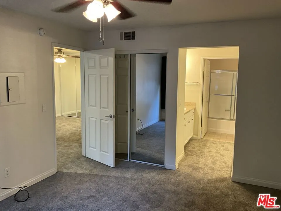 21450 Burbank Boulevard #220 Woodland Hills, CA 91367