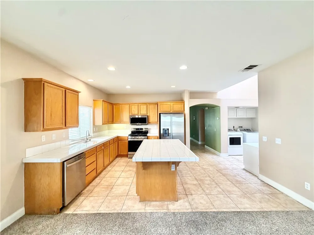 37961 Veranda Way Murrieta, CA 92563