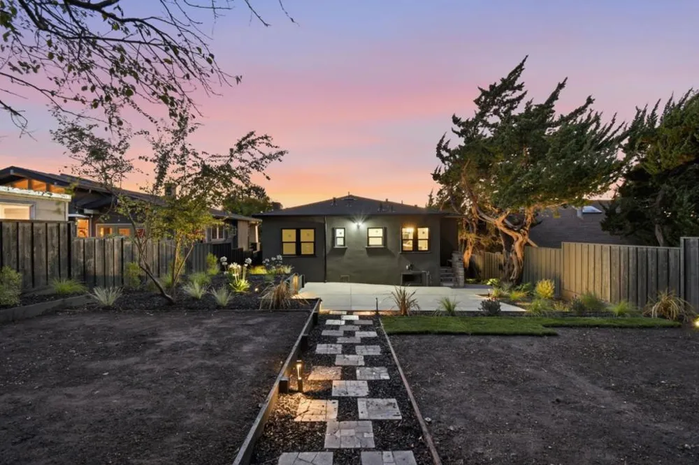 957 Neilson Street Albany, CA 94706