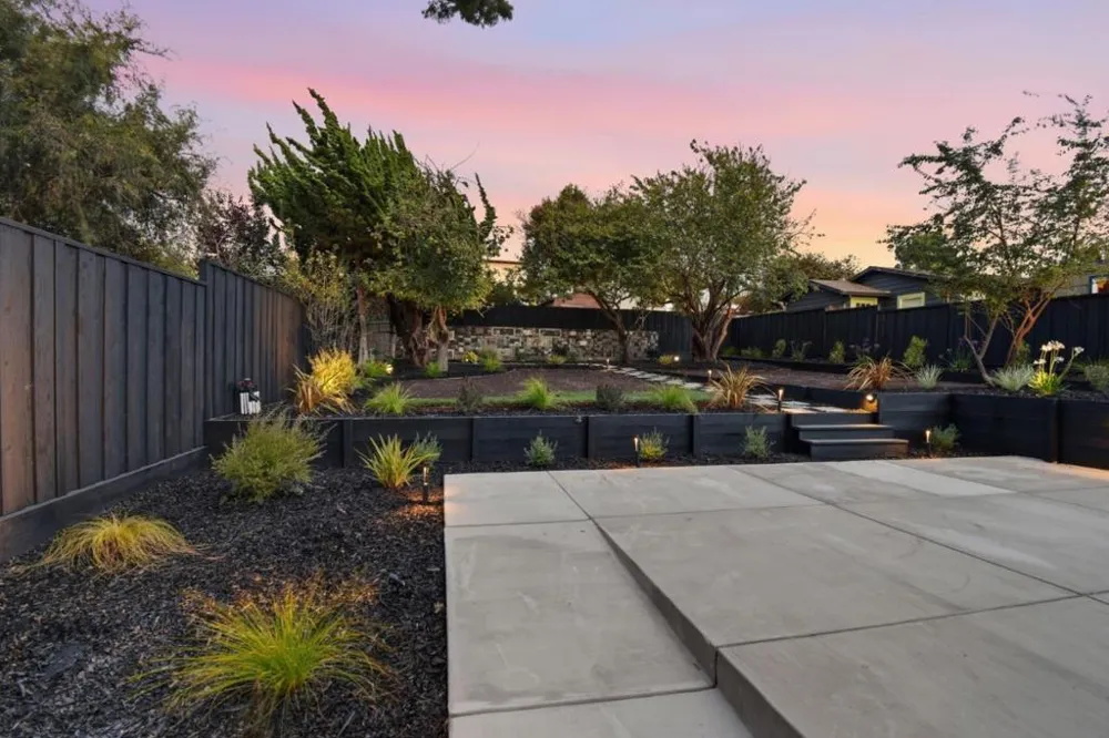 957 Neilson Street Albany, CA 94706