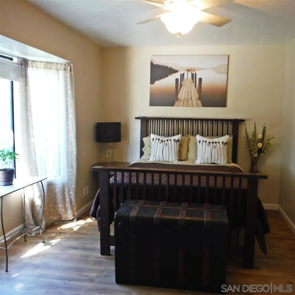 12261 Linroe Drive Lakeside, CA 92040