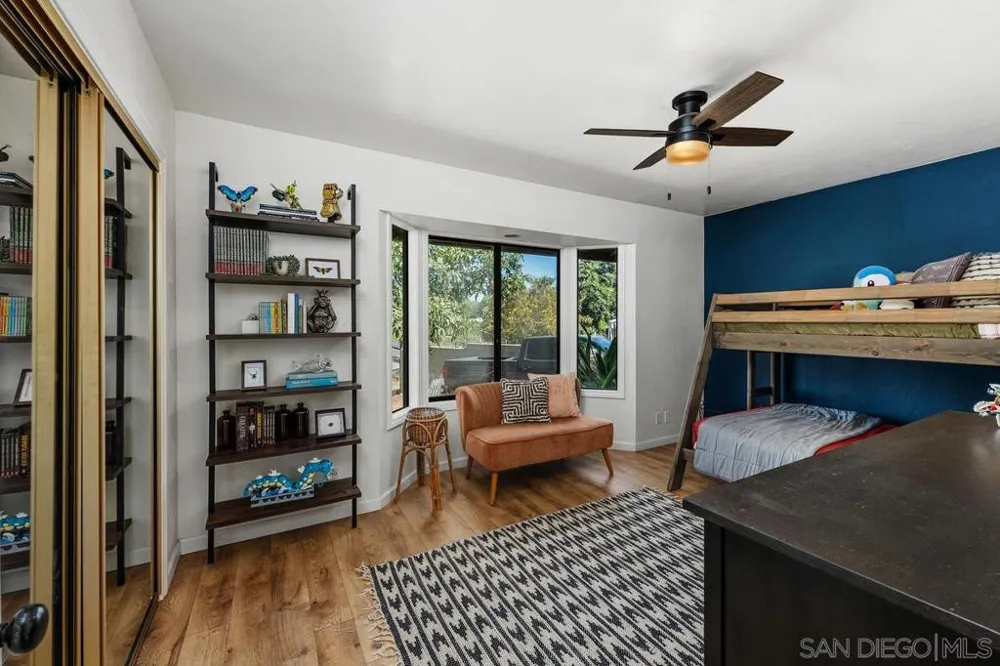 12261 Linroe Drive Lakeside, CA 92040