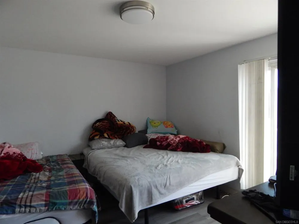 5174 Streamview Dr. San Diego, CA 92105