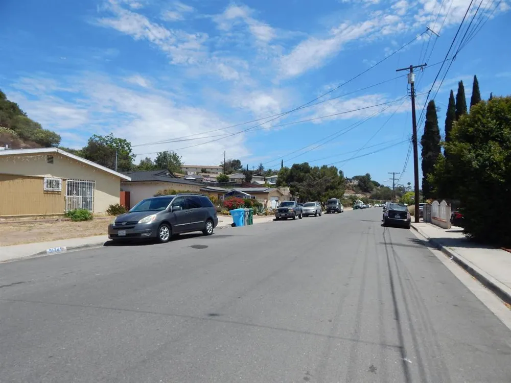 5174 Streamview Dr. San Diego, CA 92105