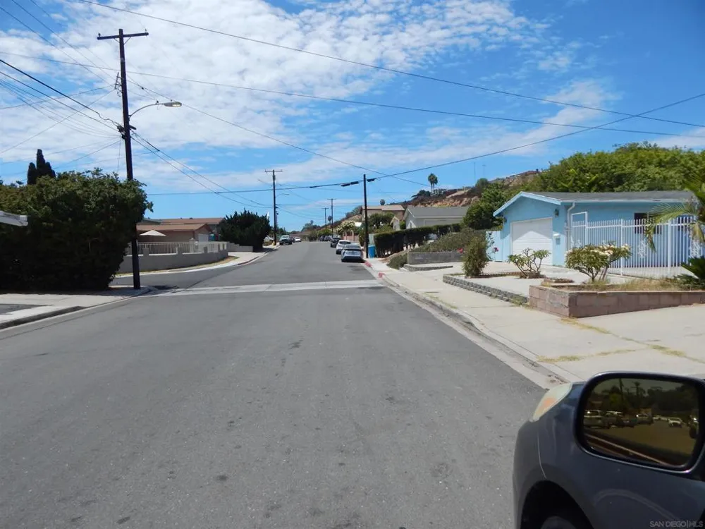5174 Streamview Dr. San Diego, CA 92105