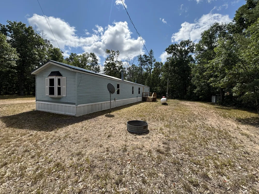 3185 S James Road Baldwin, MI 49304