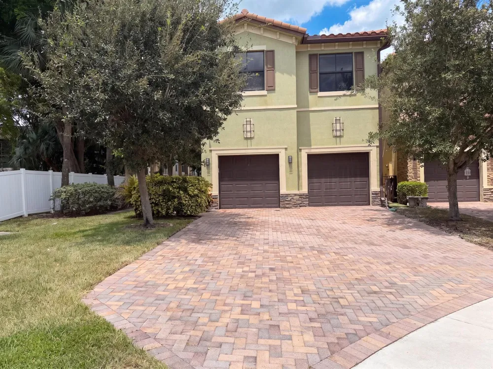 4967 NW 59th Street Tamarac, FL 33319