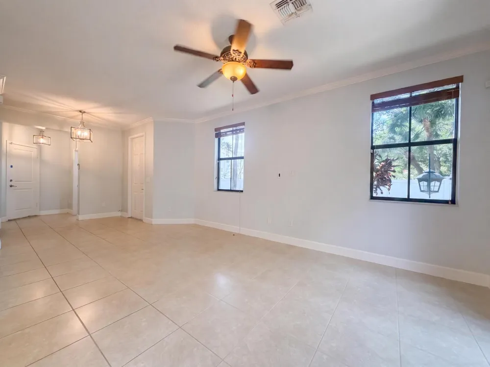 4967 NW 59th Street Tamarac, FL 33319