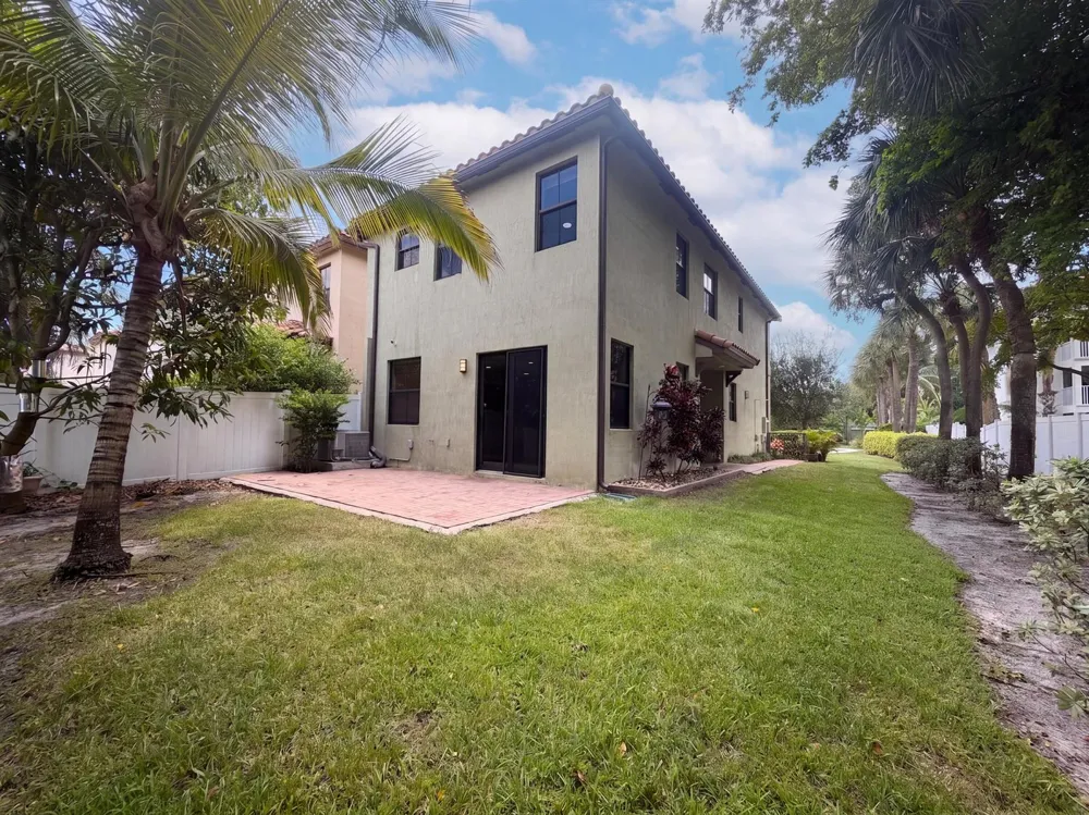 4967 NW 59th Street Tamarac, FL 33319